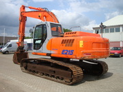 Гусеничный экскаватор FIAT-KOBELCO E 215 LC/.