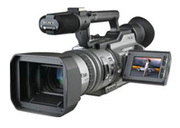 Продается профессиональная видеокамера sony vx 2100